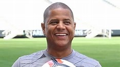 Polícia de São Paulo confirma sequestro do ex-jogador Marcelinho Carioca