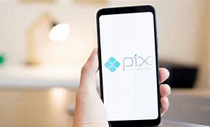 Transações por PIX crescem quase 60% e somam R$ 17,2 trilhões em 2023