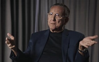 Galvão Bueno é internado com pneumonia em São Paulo