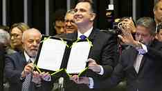 Após 30 anos de debate, Congresso promulga reforma tributária