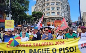 Paralisação dos professores baianos cobra piso salarial e valorização da categoria