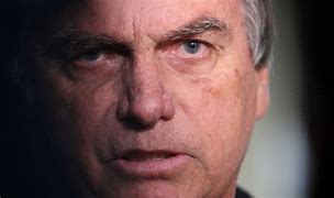 Bolsonaro presta depoimento à Polícia Federal nesta terça-feira 