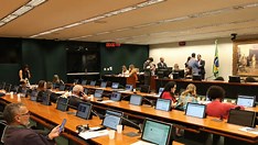 CCJ do Senado aprova penas mais duras para crimes contra crianças