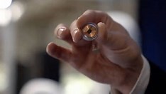 Empresa de Elon Musk iniciará teste de implante cerebral em pacientes com paralisia