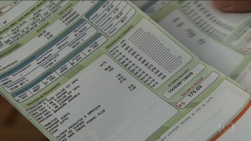 Contas de luz terão redução em janeiro após volta da bandeira amarela