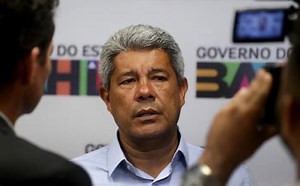 Jerônimo Rodrigues reajusta salário de novo após aumento de 49% em 2022