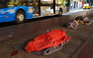 STF forma maioria para proibir remoção de pessoas em situação de rua