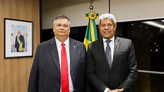 Jerônimo se reúne com ministro Flávio Dino e reforça parceria em ações de Segurança Pública