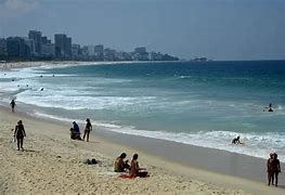 ‘PEC das praias’ prioriza interesses privados e favorece especulação, afirma secretária