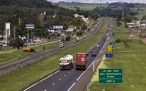 Dnit intensificará notificação de dívidas de proprietários de veículos