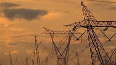 Falha em usinas solares e eólicas causou apagão em agosto, diz NOS