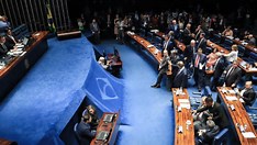 Incentivo para estudantes permanecerem no ensino médio é aprovado