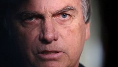 Jair Bolsonaro fica em silêncio na PF em depoimento sobre trama golpista