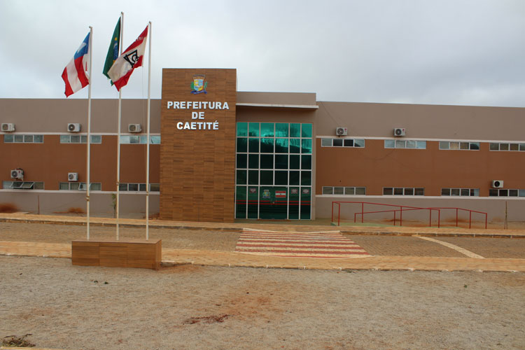 Eleições 2020: Pesquisa é registrada para divulgar intenções de votos para prefeito em Caetité  