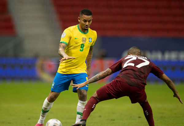 Eliminatórias: Brasil e Venezuela fazem duelo de opostos