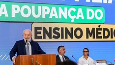 Ensino médio: Pé-de-Meia dará R$ 2 mil por ano a alunos de baixa renda