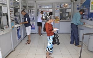 Lotérica na Bahia terá que pagar R$ 60 mil à família de criança que teve dedo esmagado no estabelecimento