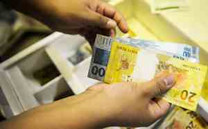 Brasil salta duas posições e se torna a nona economia do mundo em 2023