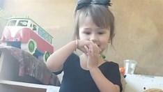 Menina de três anos é agredida até a morte e tem corpo jogado em matagal em Santa Catarina