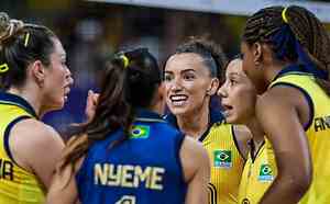Em estreia tranquila, Brasil vence Quênia no vôlei feminino