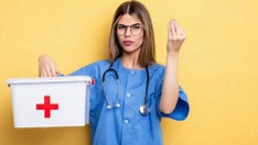 Piso da enfermagem entra em vigor para o setor privado em todo o país