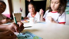 Unicef: analfabetismo em crianças brasileiras dobra durante a pandemia