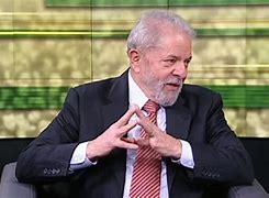 Em entrevista a TV Record Lula diz que “O país está vivendo um momento sensacional’